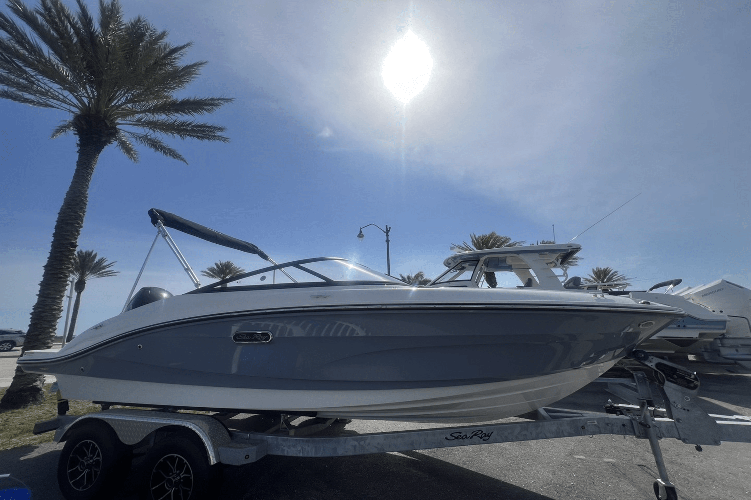 Slide: The Image of Sea Ray SPX 190 Outboard 2025 - 5