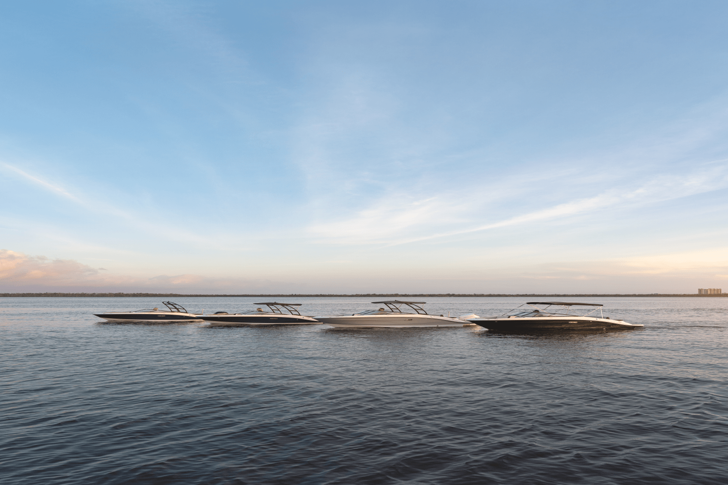 Slide: The Image of Sea Ray SPX 190 Outboard 2025 - 50