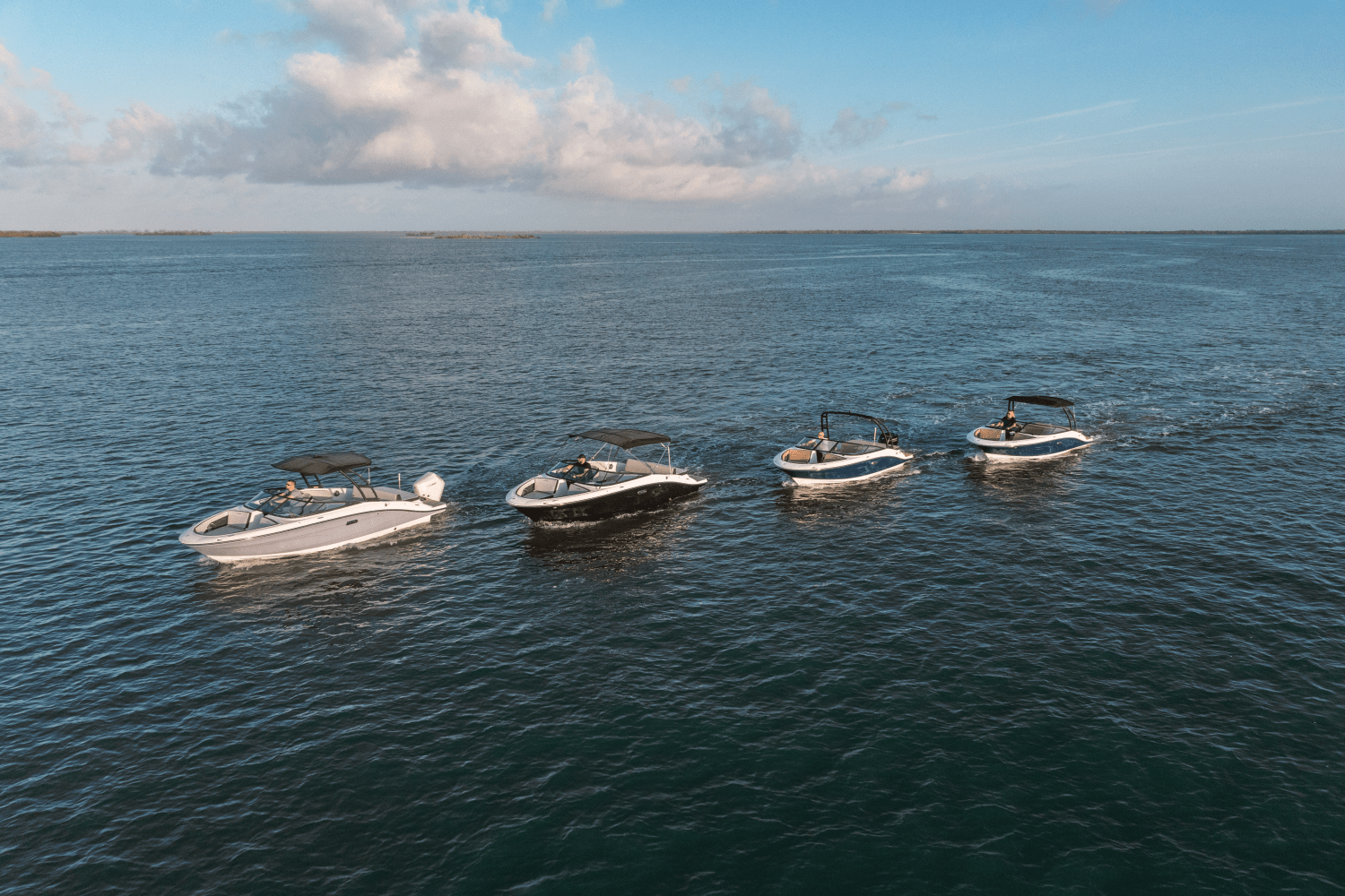 Slide: The Image of Sea Ray SPX 190 Outboard 2025 - 54