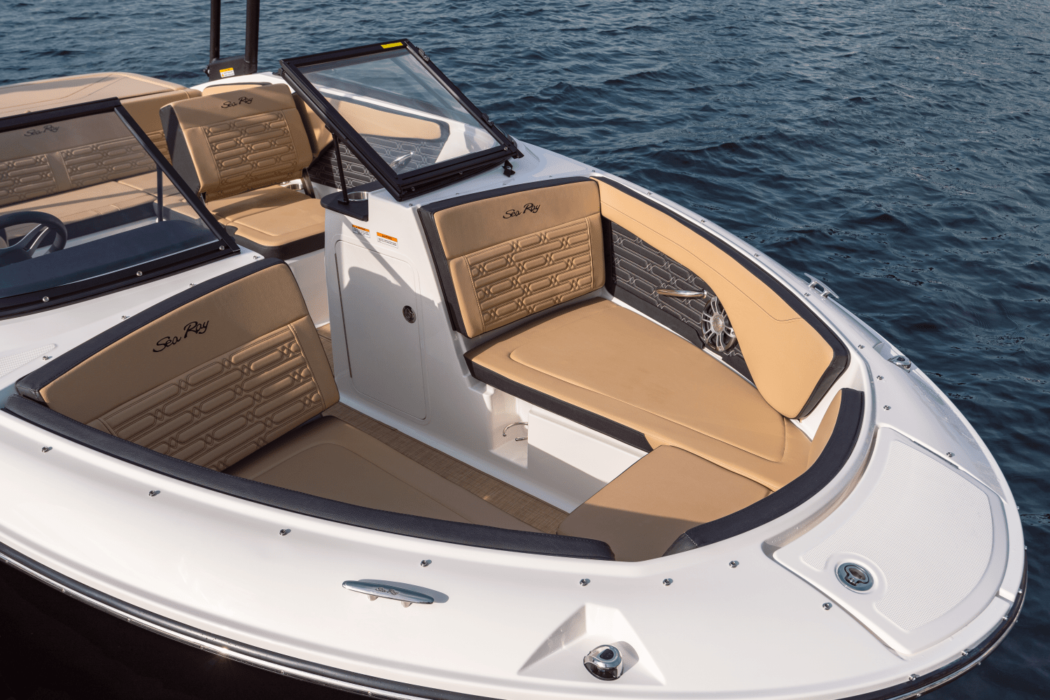 Slide: The Image of Sea Ray SPX 190 Outboard 2025 - 7