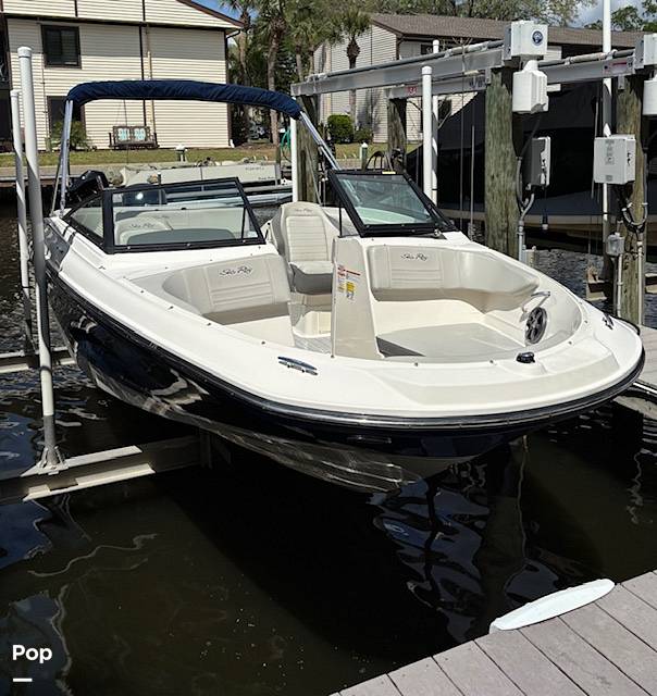 Slide: The Image of Sea Ray SPX 210 2020 - 15306728