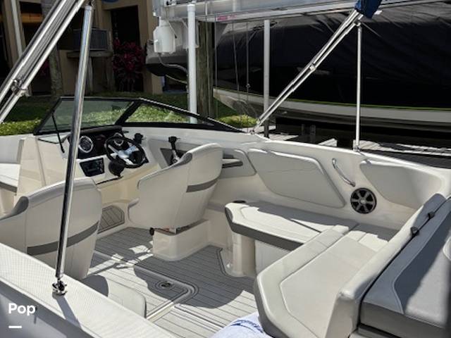 Slide: The Image of Sea Ray SPX 210 2020 - 15306730