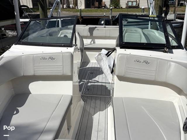 Slide: The Image of Sea Ray SPX 210 2020 - 15306735