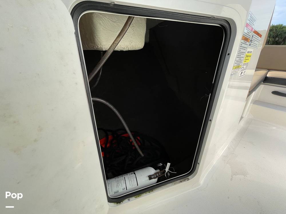 Slide: The Image of Sea Ray SPX210 2022 - 14450595