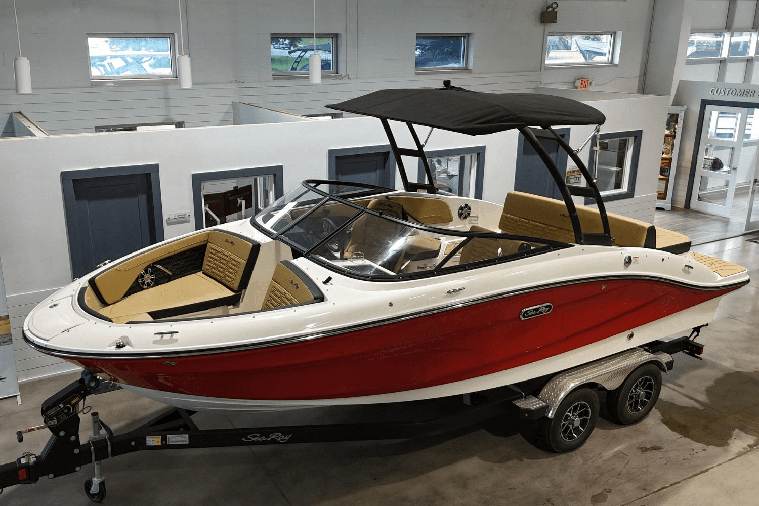 Slide: The Image of Sea Ray SPX 210 2025 - 1