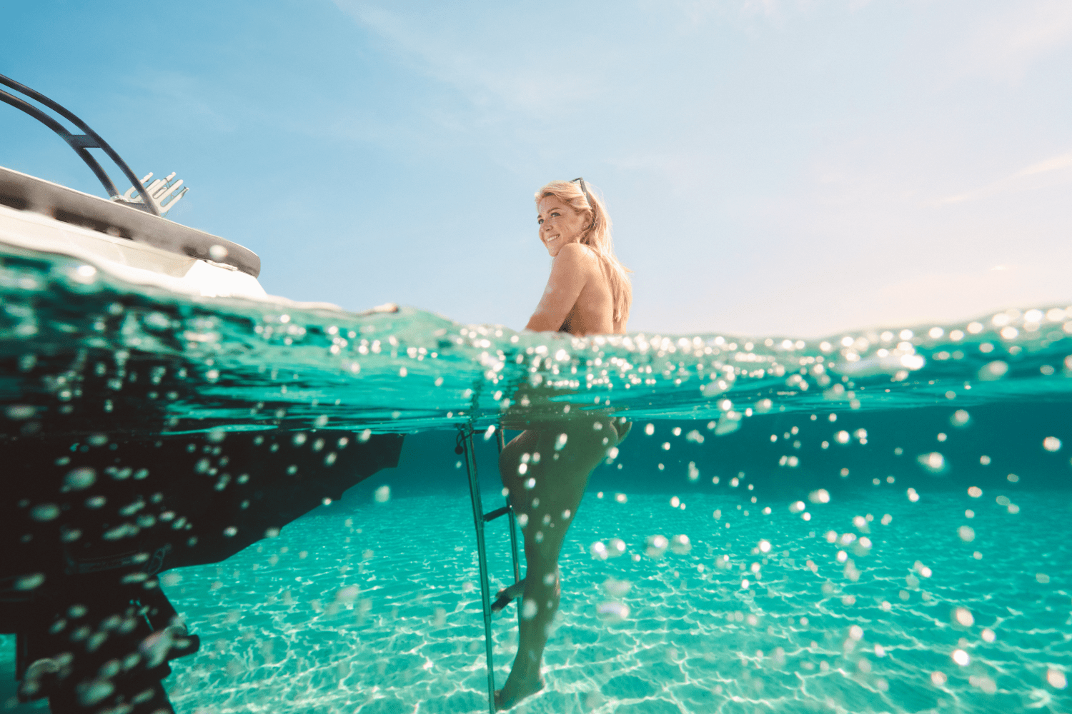 Slide: The Image of Sea Ray SPX 210 2025 - 17