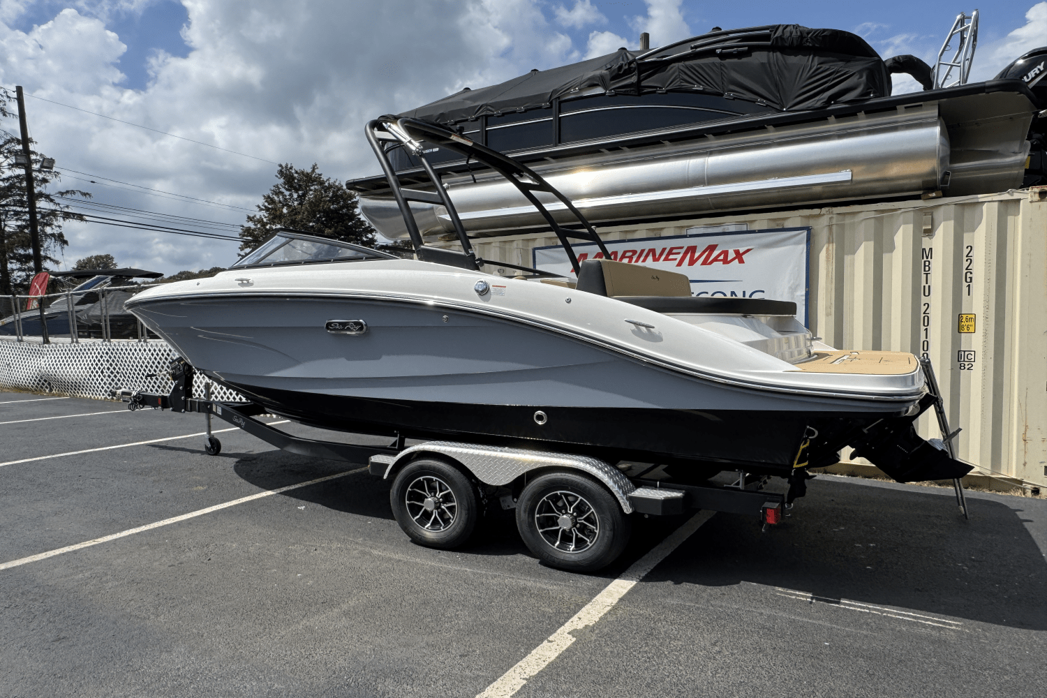 Slide: The Image of Sea Ray SPX 210 2025 - 4