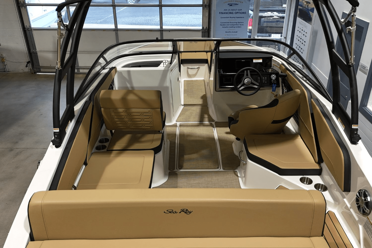 Slide: The Image of Sea Ray SPX 210 2025 - 9