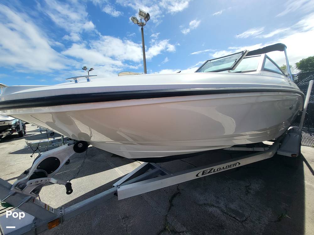 Slide: The Image of Sea Ray SPX 210 OB 2020 - 14884764