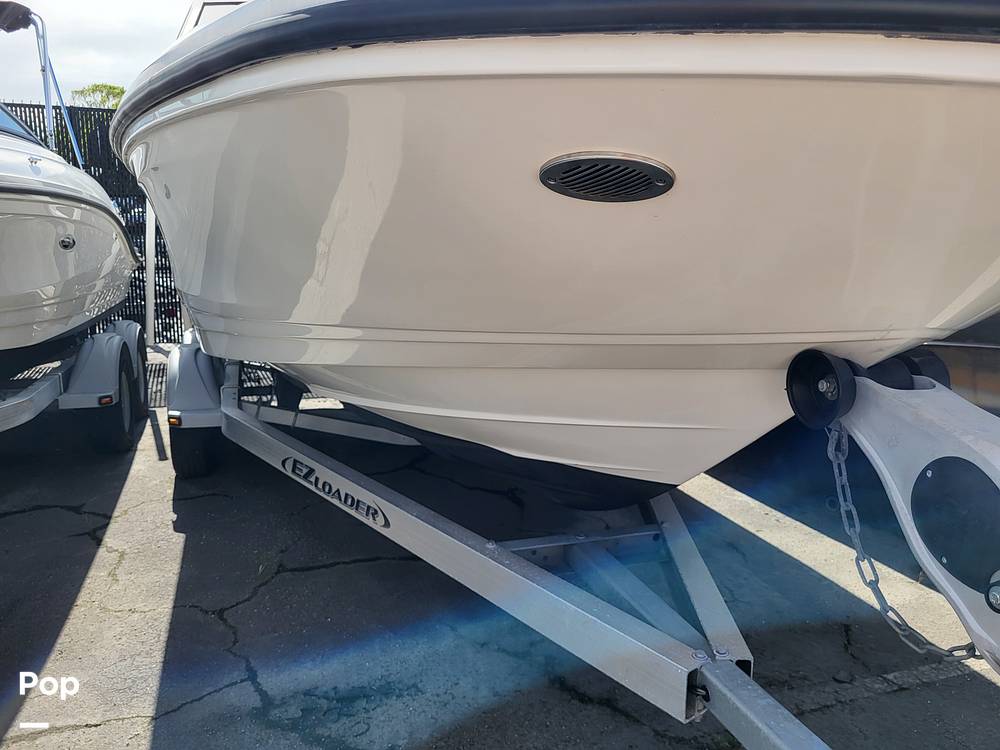 Slide: The Image of Sea Ray SPX 210 OB 2020 - 14884766