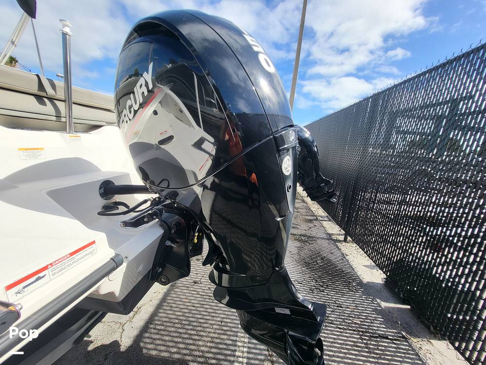 Slide: The Image of Sea Ray SPX 210 OB 2020 - 14884879