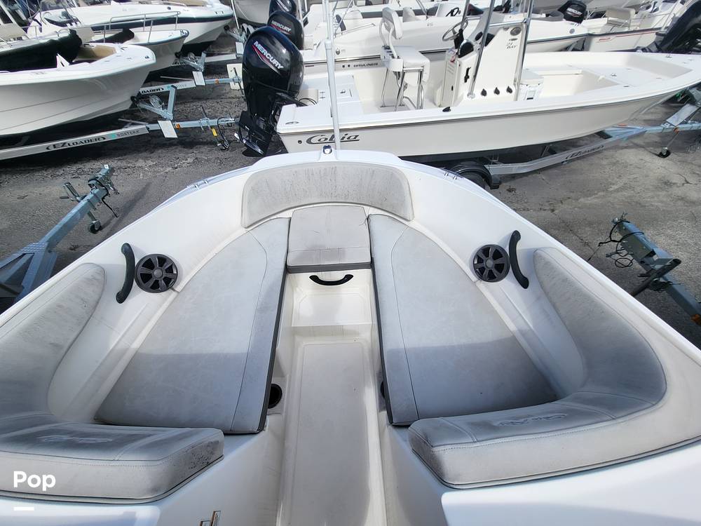 Slide: The Image of Sea Ray SPX 210 OB 2020 - 14885350