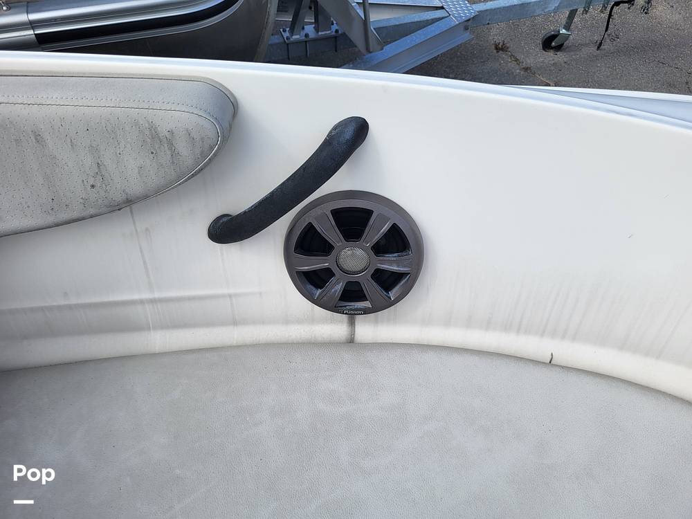 Slide: The Image of Sea Ray SPX 210 OB 2020 - 14885355