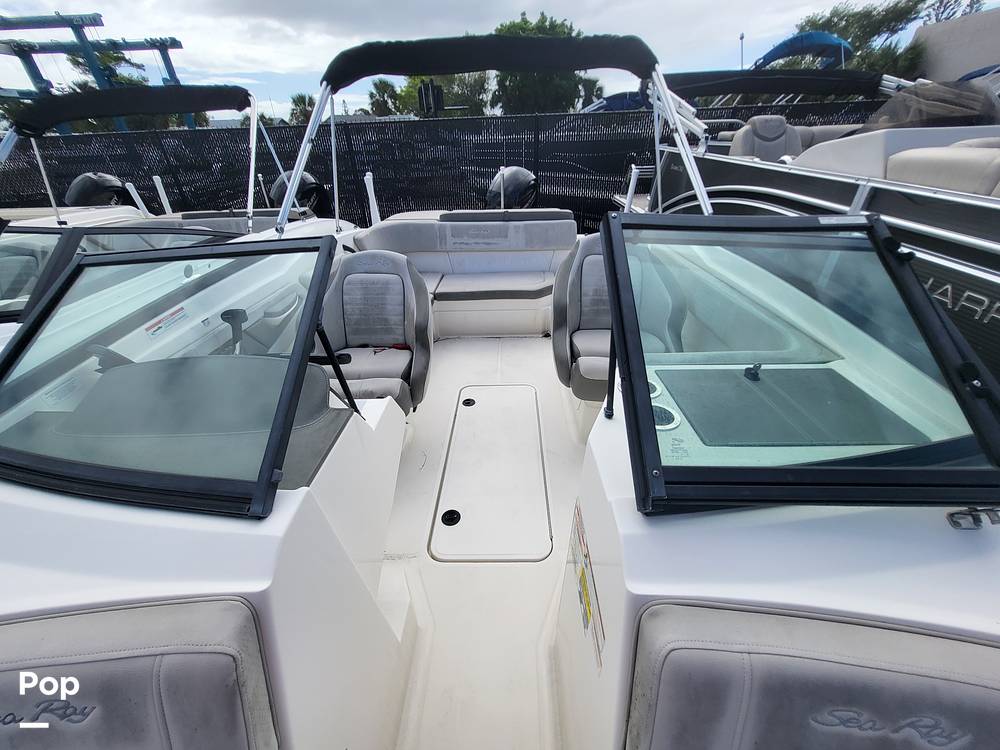 Slide: The Image of Sea Ray SPX 210 OB 2020 - 14885363