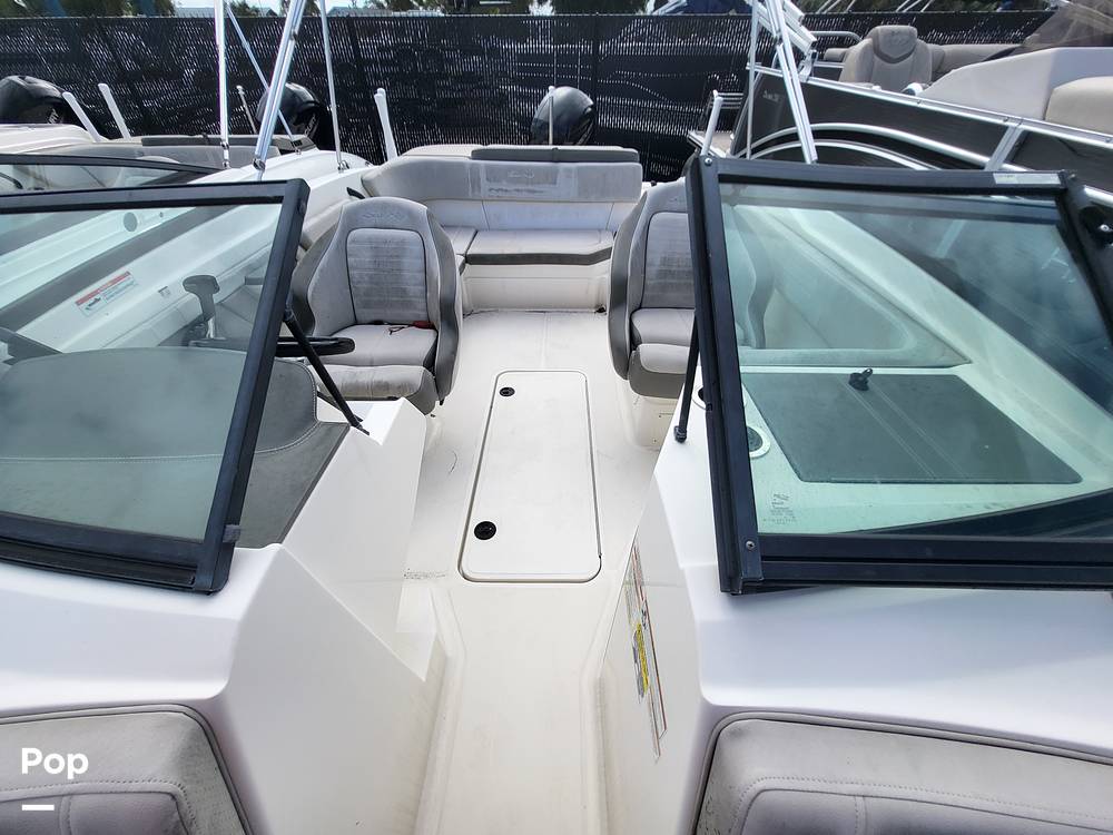 Slide: The Image of Sea Ray SPX 210 OB 2020 - 14885365