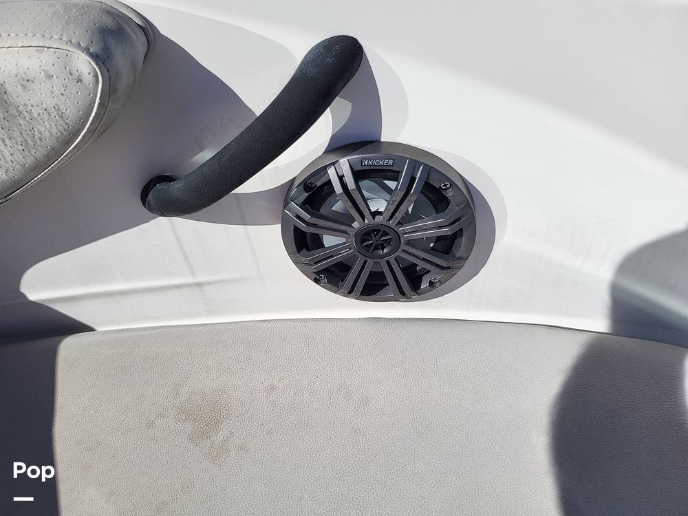 Slide: The Image of Sea Ray SPX 210 OB 2020 - 14889645