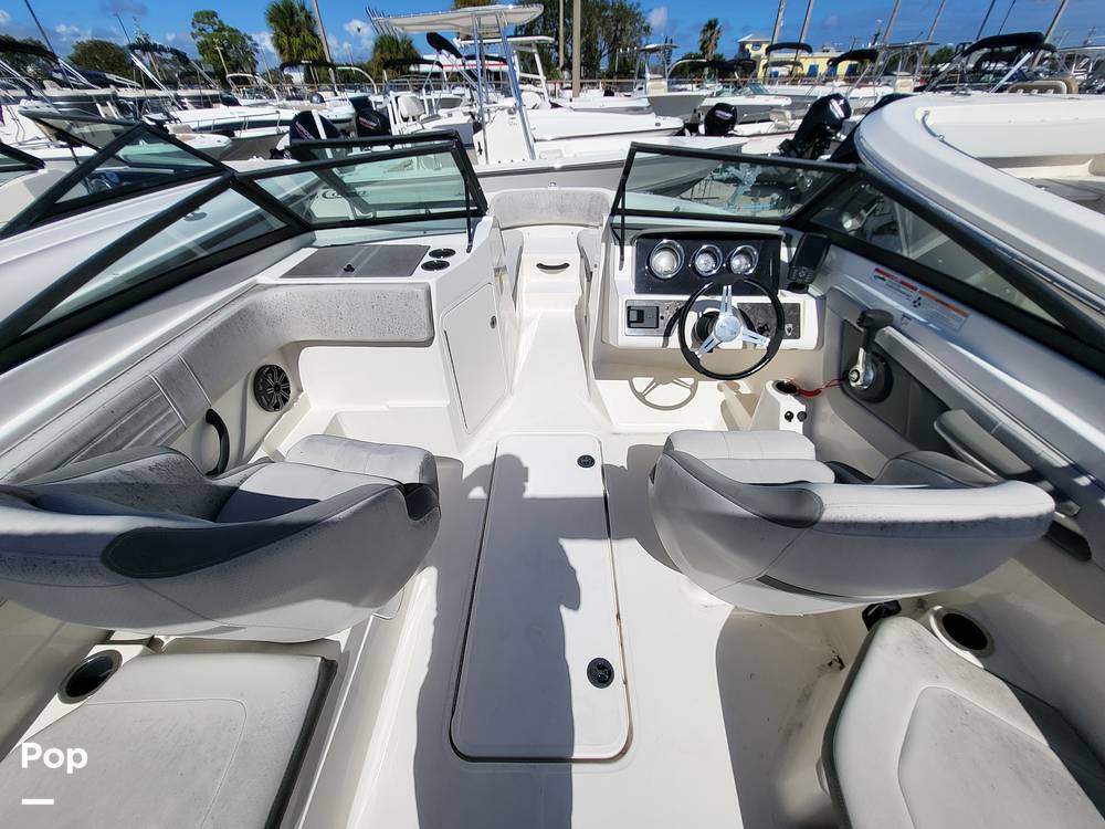 Slide: The Image of Sea Ray SPX 210 OB 2020 - 14889651
