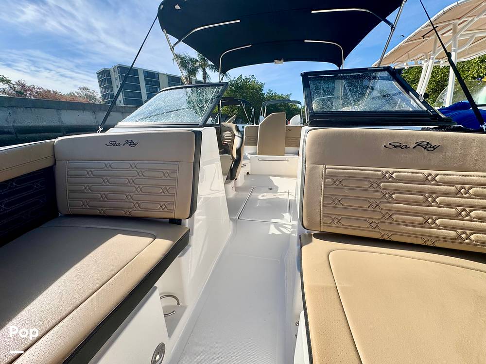 Slide: The Image of Sea Ray SPX 210 OB 2024 - 15288747