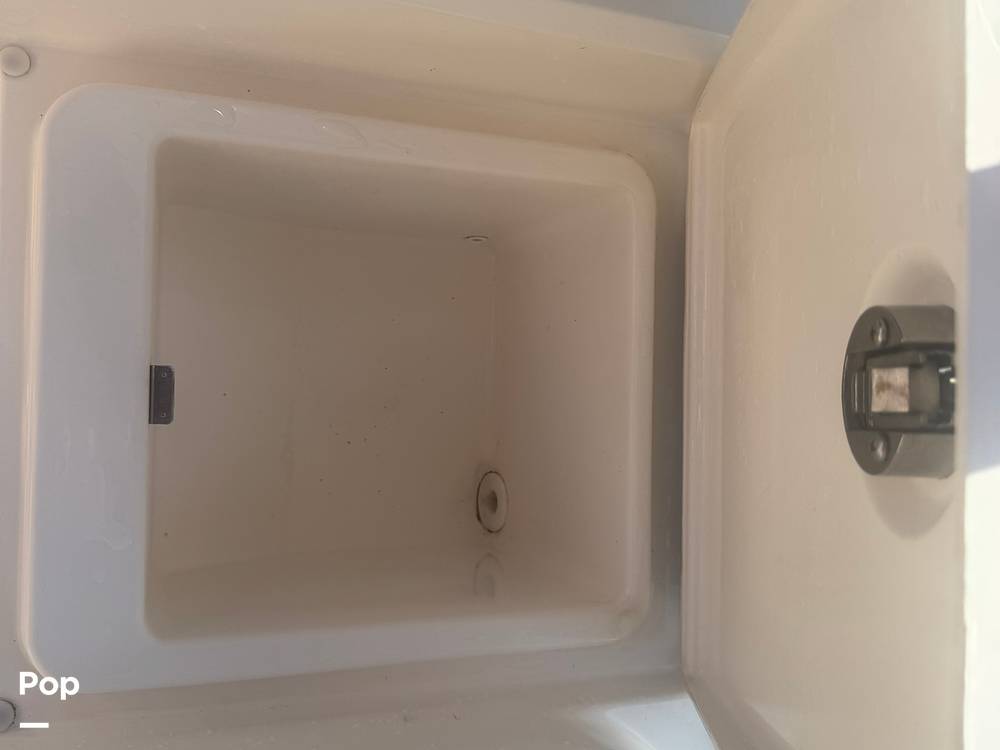 Slide: The Image of Sea Ray SPX 210 OB 2024 - 15288752