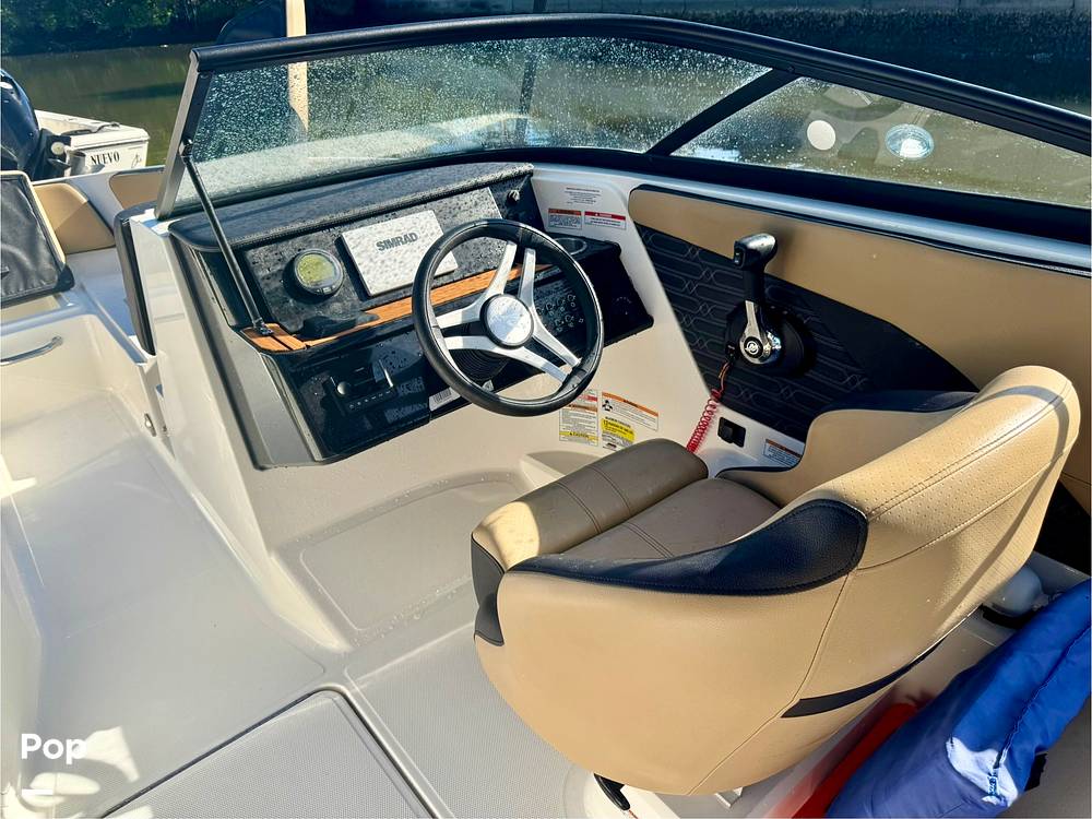 Slide: The Image of Sea Ray SPX 210 OB 2024 - 15288756