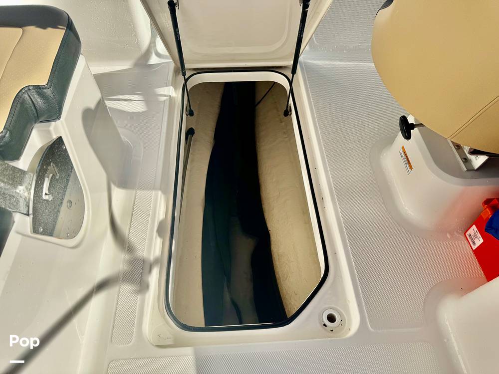 Slide: The Image of Sea Ray SPX 210 OB 2024 - 15288758