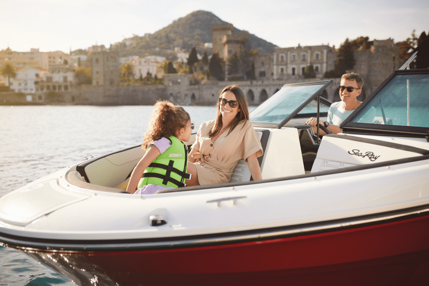 Slide: The Image of Sea Ray SPX 210 Outboard 2024 - 21