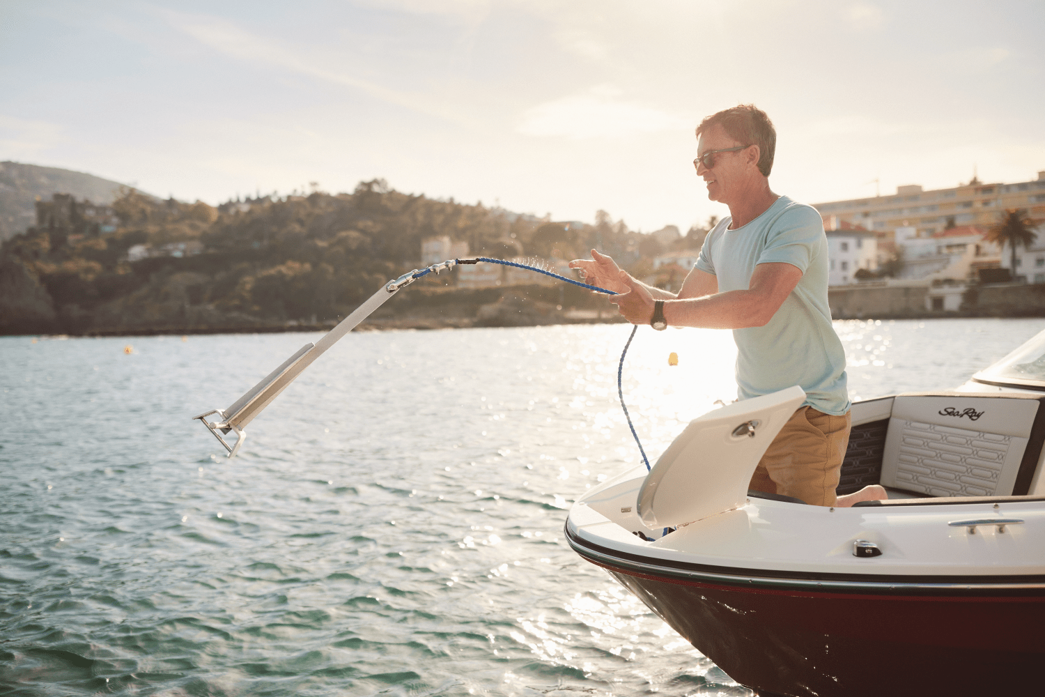 Slide: The Image of Sea Ray SPX 210 Outboard 2024 - 31