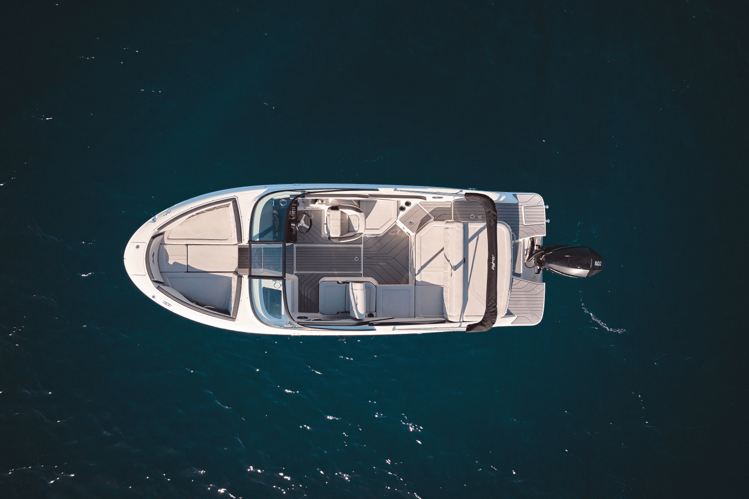Slide: The Image of Sea Ray SPX 210 Outboard 2024 - 4