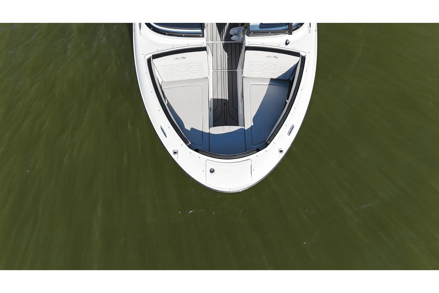 Slide: The Image of Sea Ray SPX 210 Outboard 2025 - 19