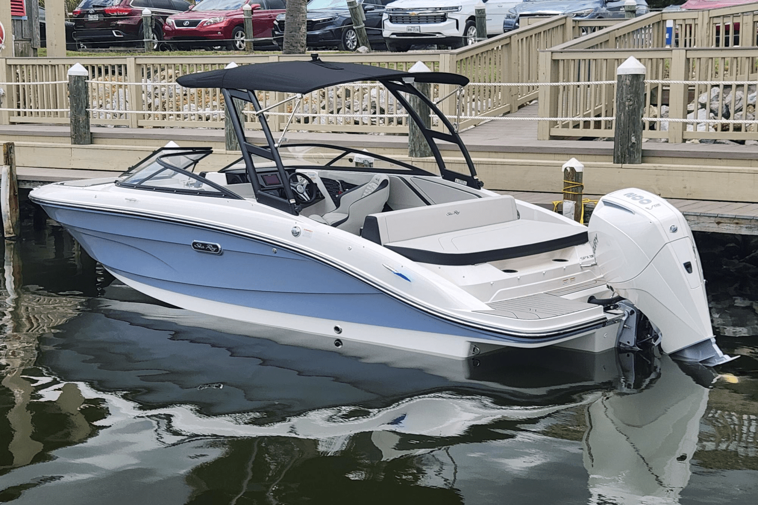 Slide: The Image of Sea Ray SPX 210 Outboard 2025 - 2