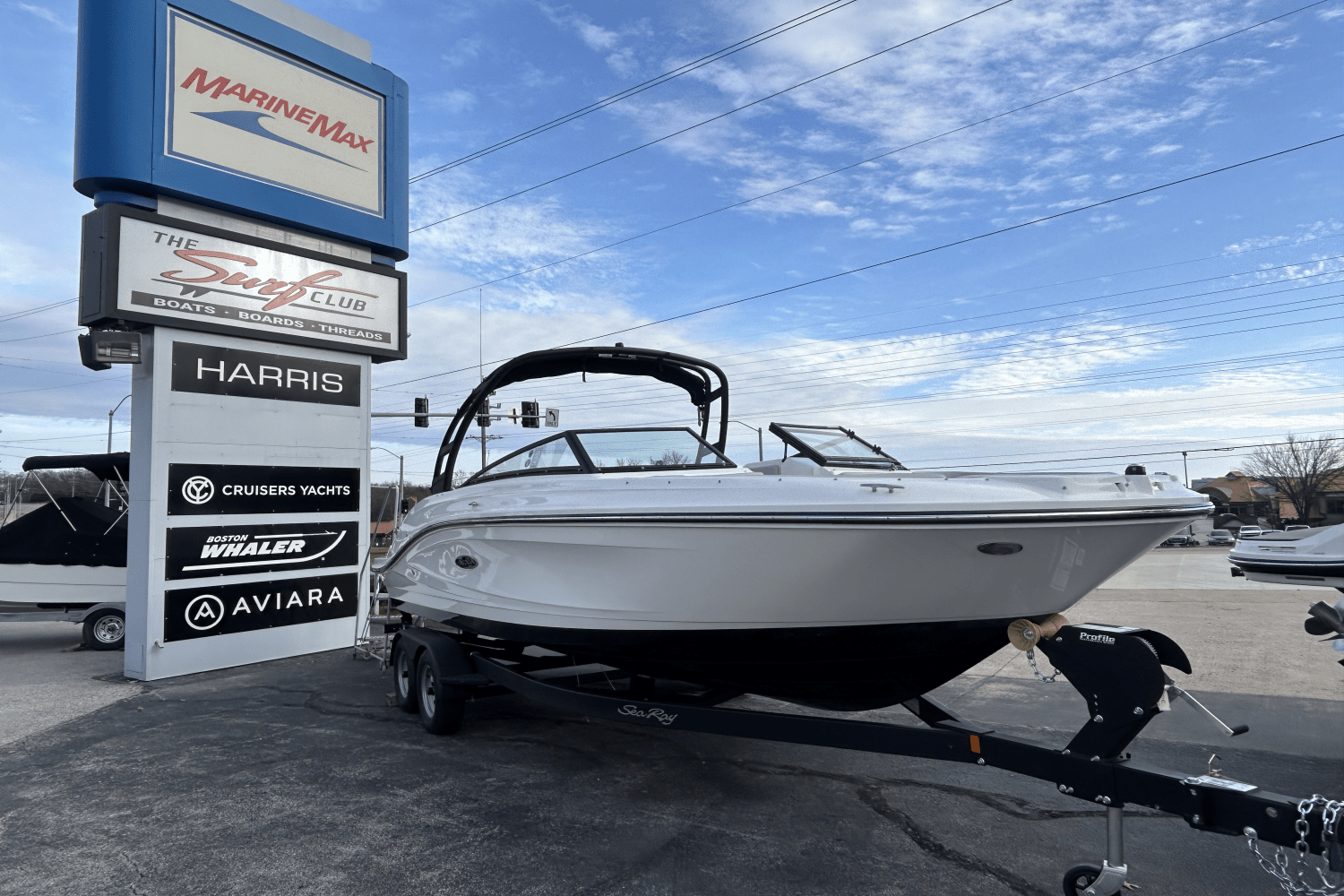 Slide: The Image of Sea Ray SPX 230 2025 - 0