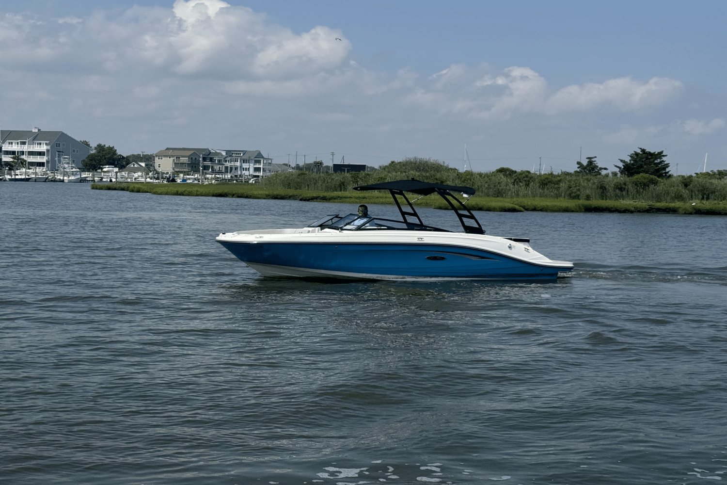 Slide: The Image of Sea Ray SPX 230 2025 - 51