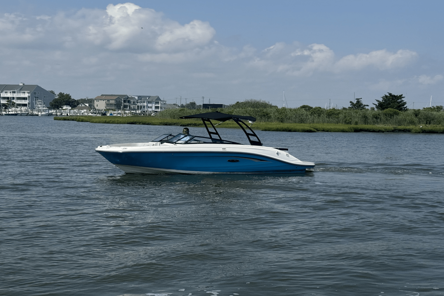 Slide: The Image of Sea Ray SPX 230 2025 - 52