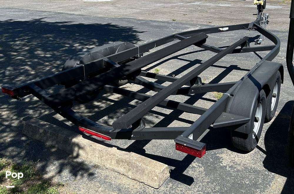 Slide: The Image of Sea Ray SPX 230 OB 2023 - 15355626