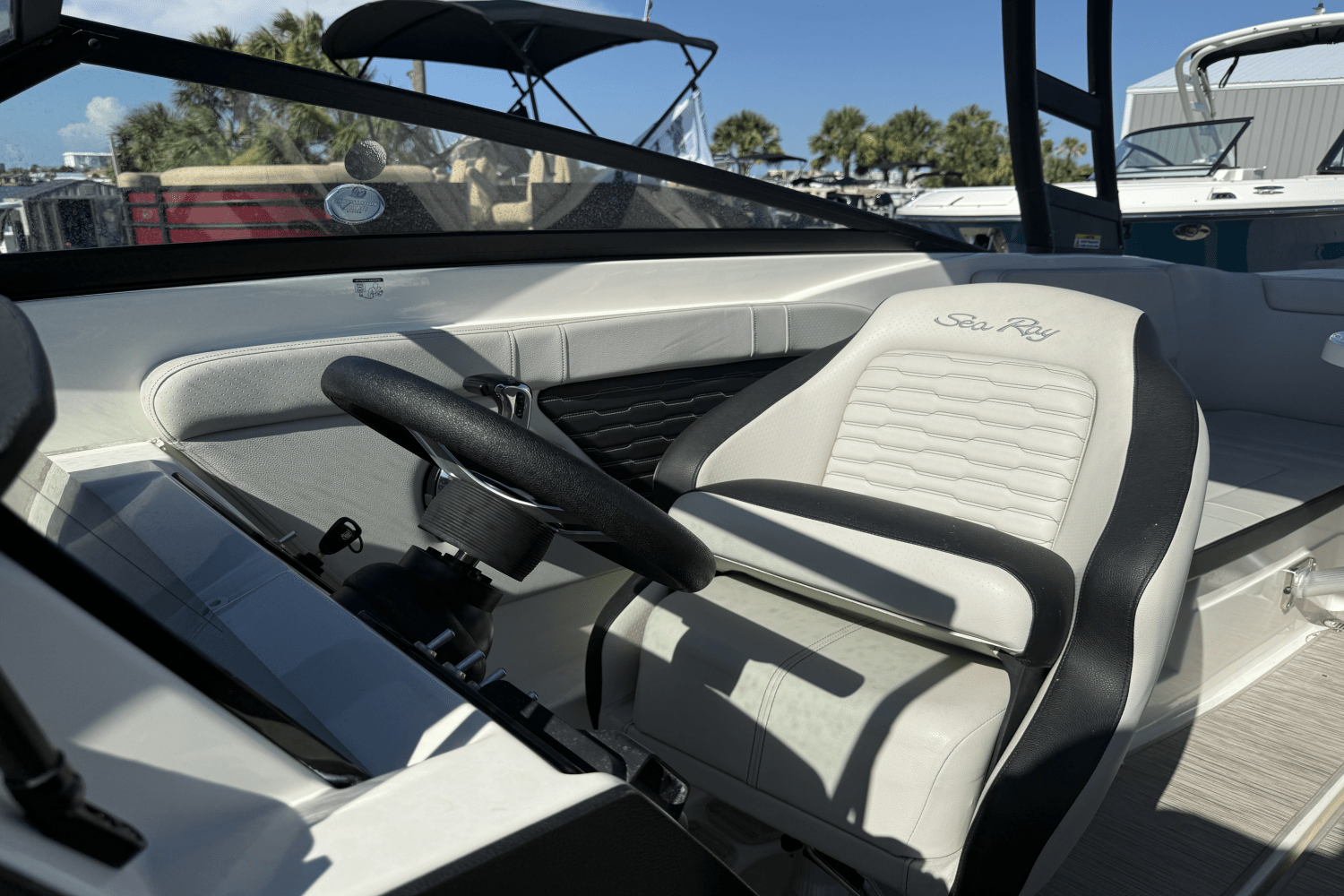 Slide: The Image of Sea Ray SPX 230 Outboard 2023 - 26