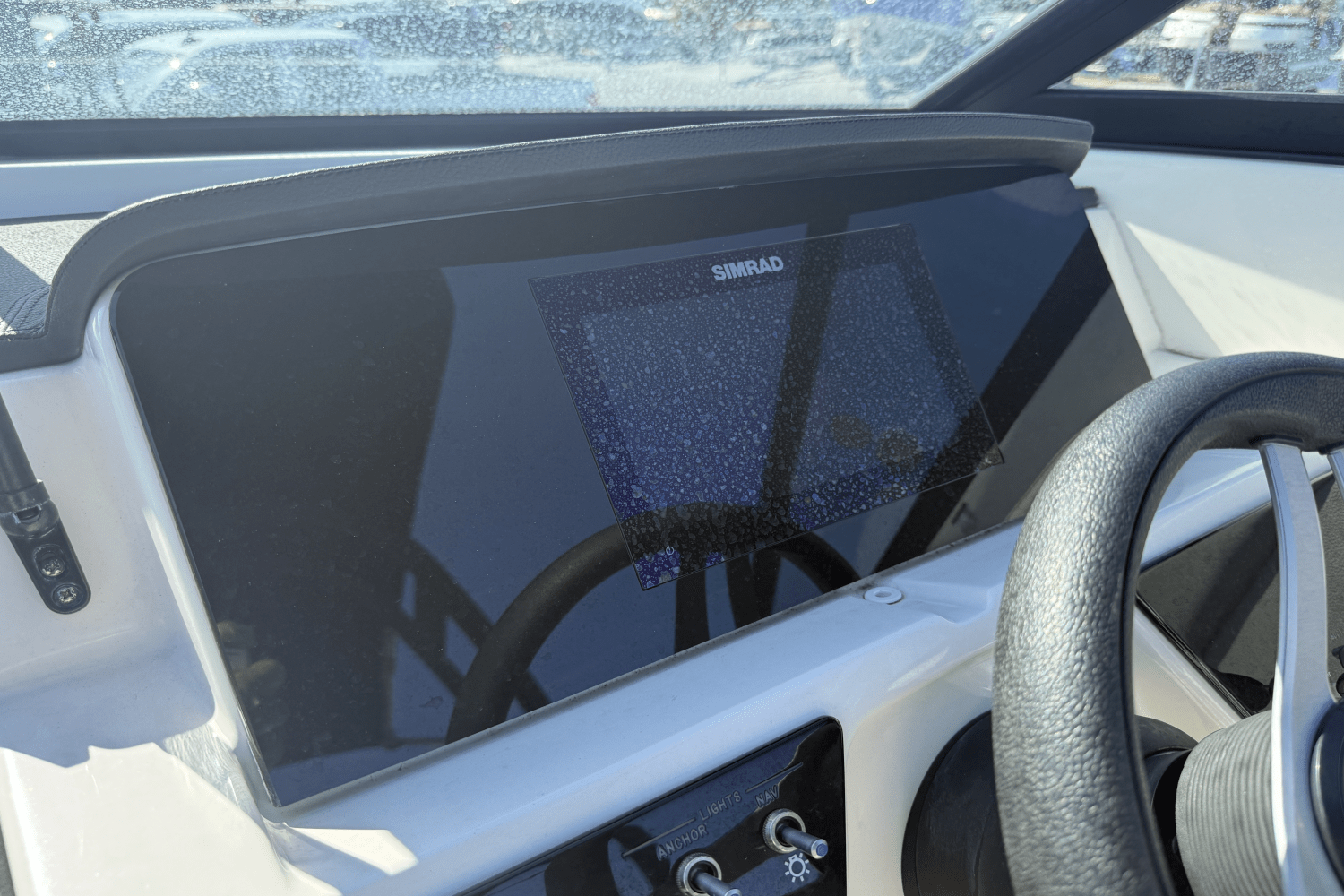 Slide: The Image of Sea Ray SPX 230 Outboard 2023 - 30