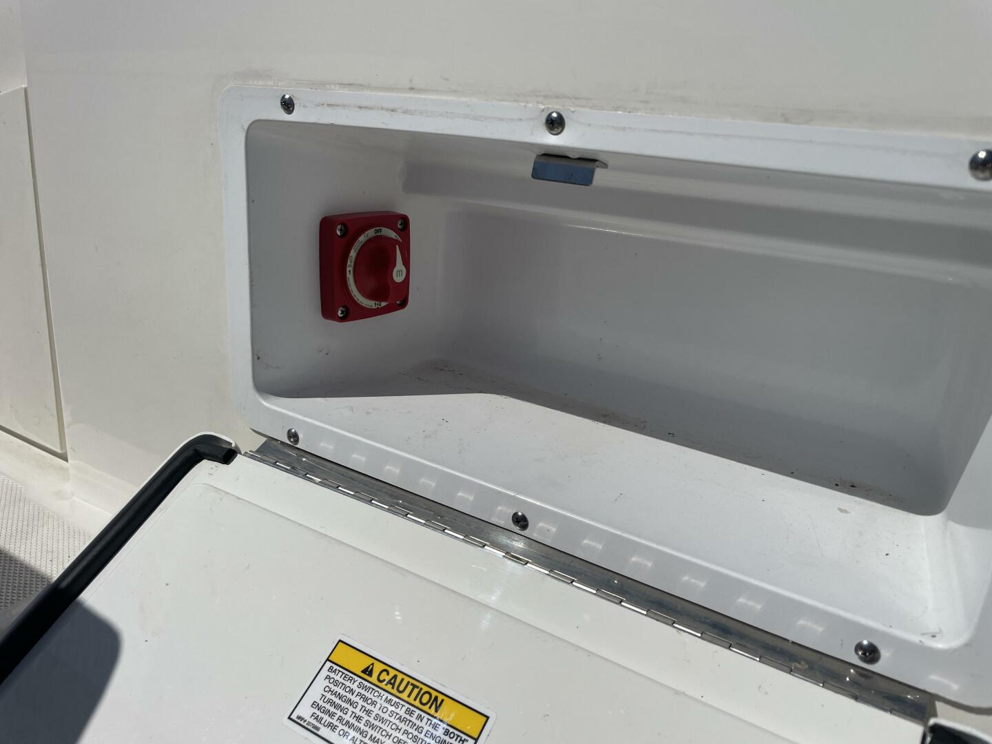 Slide: The Image of Sea Ray SPX 230 Outboard 2023 - 4468963