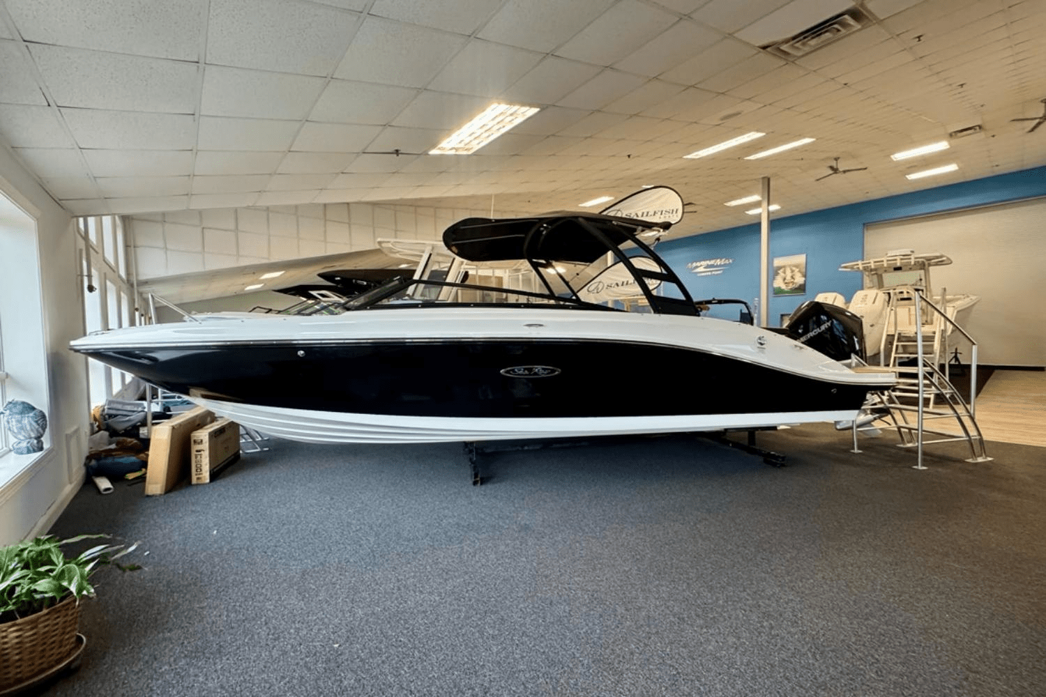 Slide: The Image of Sea Ray SPX 230 Outboard 2025 - 0