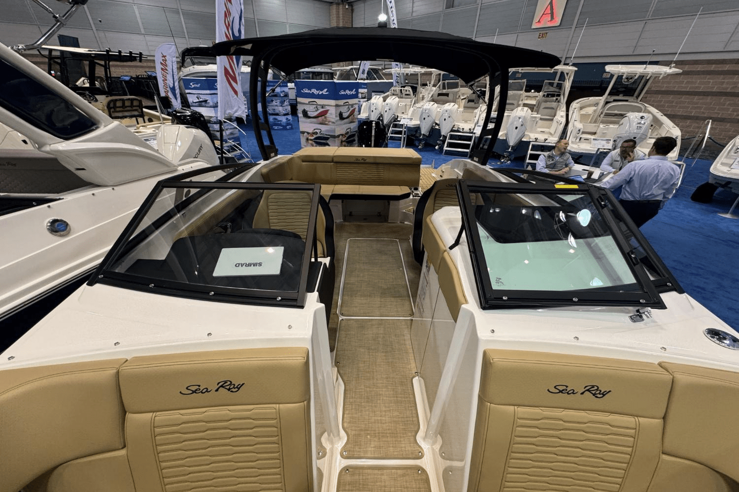 Slide: The Image of Sea Ray SPX 230 Outboard 2025 - 25