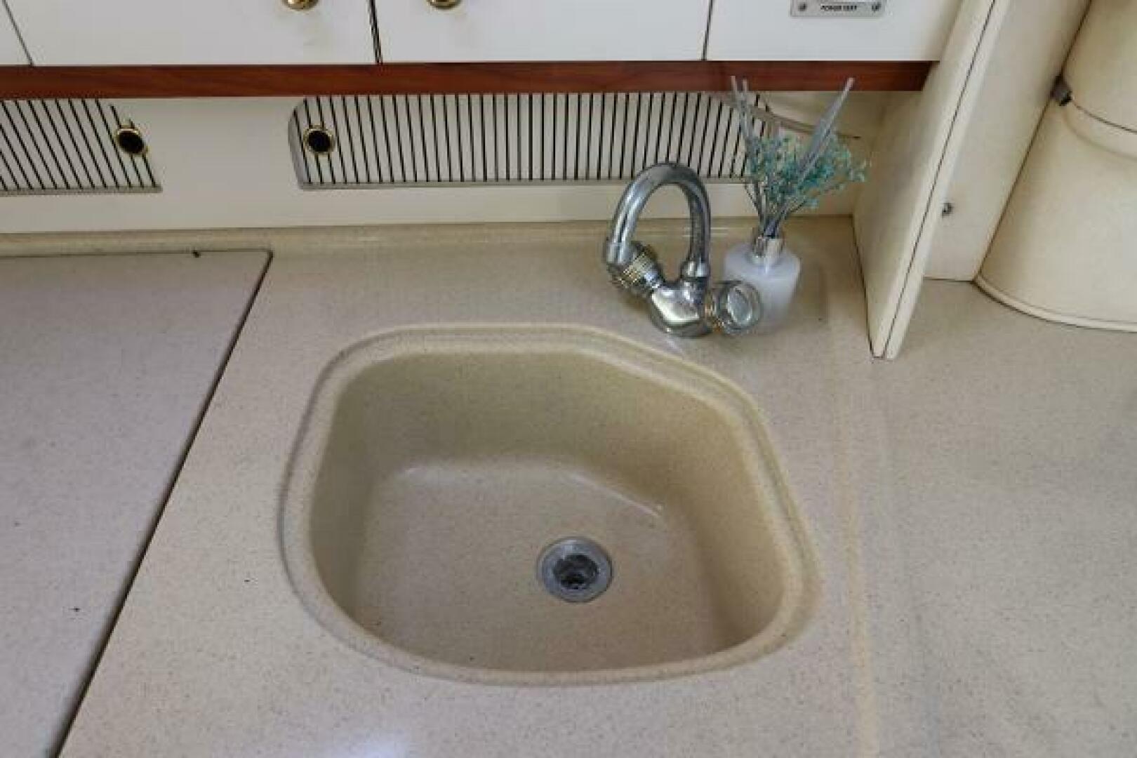 Slide: The Image of Sea Ray Sundancer 2001 - 4836508