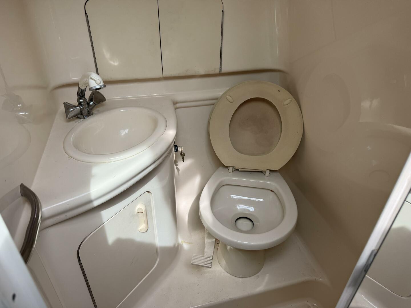 Slide: The Image of Sea Ray Sundancer 2001 - 5346359