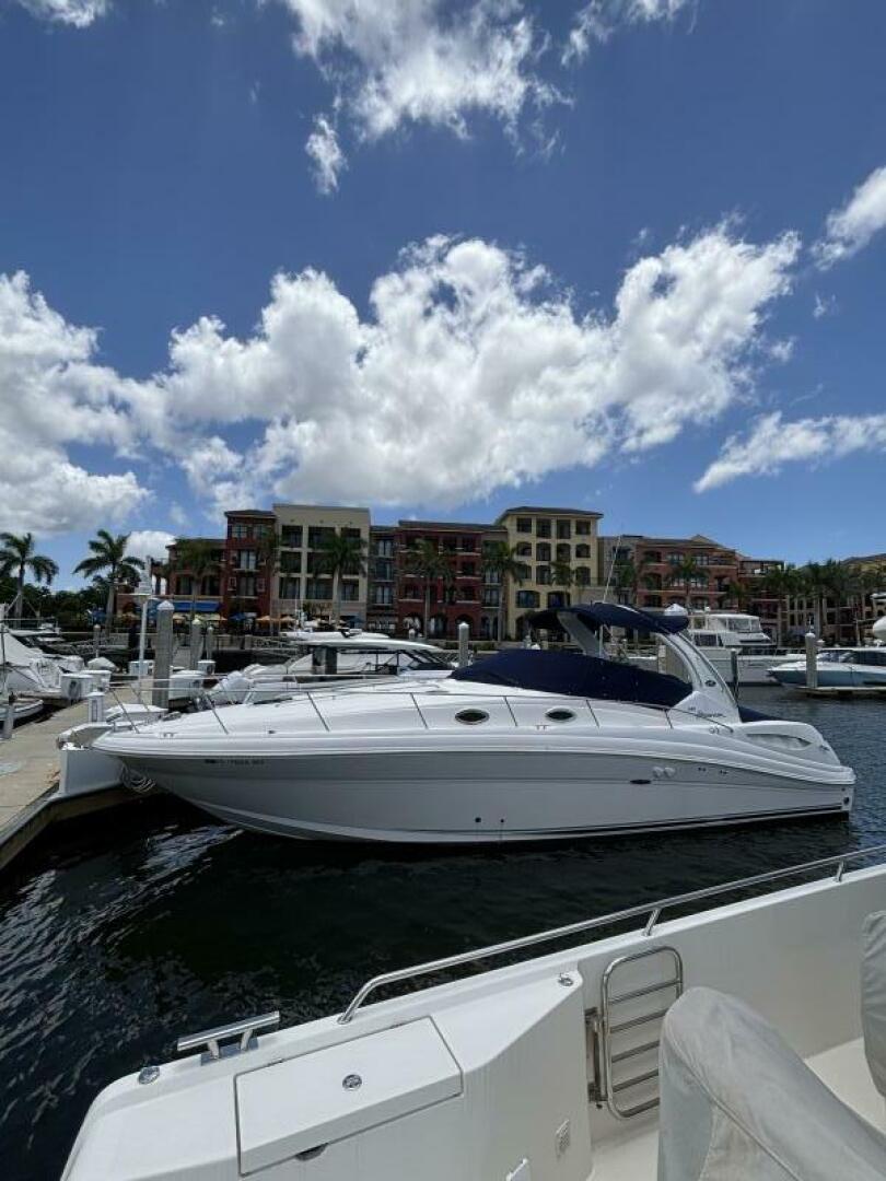 Slide: The Image of Sea Ray Sundancer 2007 - 5495658