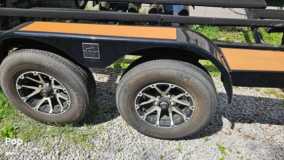 Slide: The Image of Sea Ray Sundancer 240 2002 - 15429093