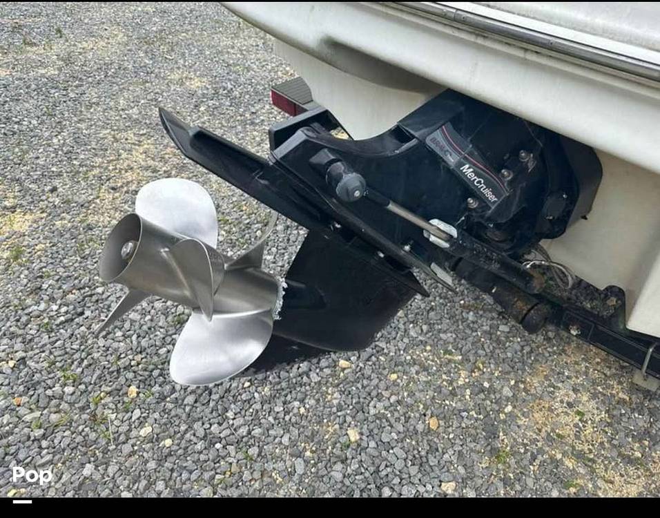 Slide: The Image of Sea Ray Sundancer 240 2002 - 15429095