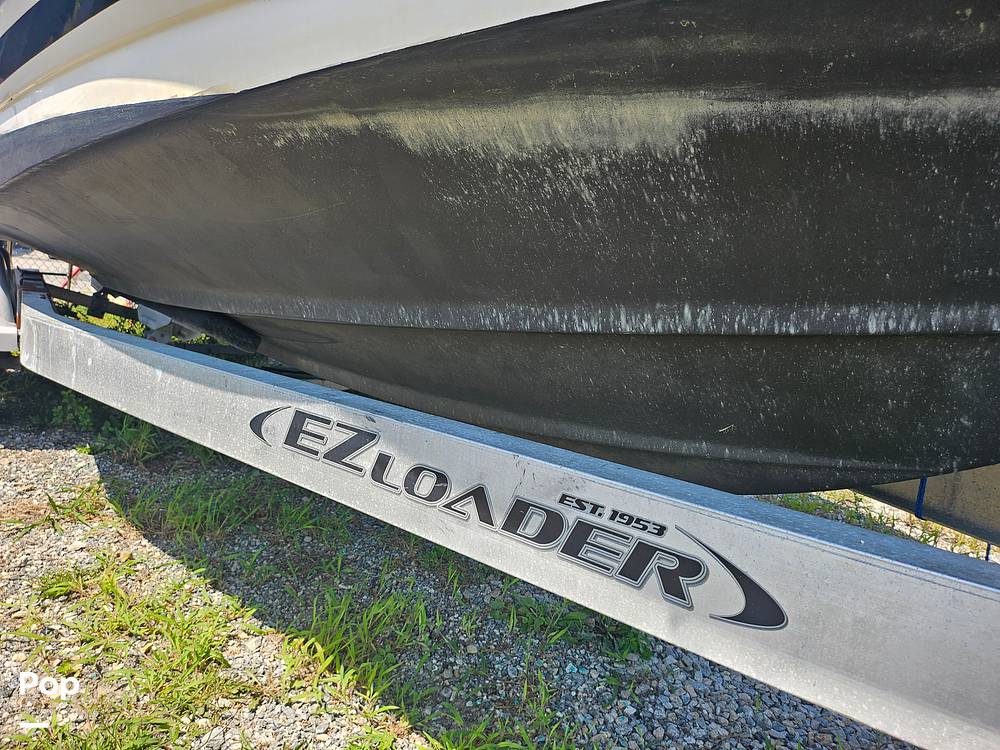 Slide: The Image of Sea Ray Sundancer 240 2007 - 15723361