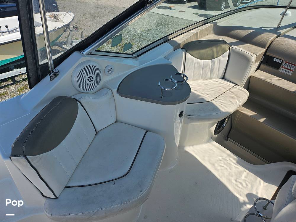 Slide: The Image of Sea Ray Sundancer 240 2007 - 15723220