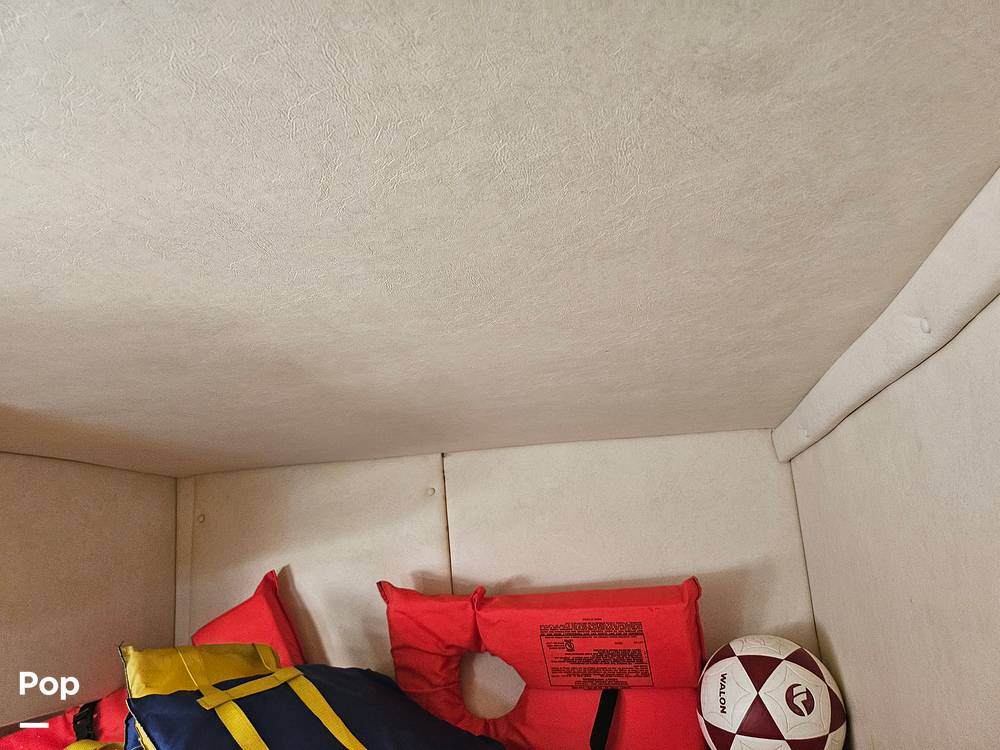 Slide: The Image of Sea Ray Sundancer 240 2007 - 15723256