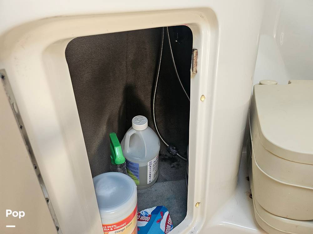 Slide: The Image of Sea Ray Sundancer 240 2007 - 15723270