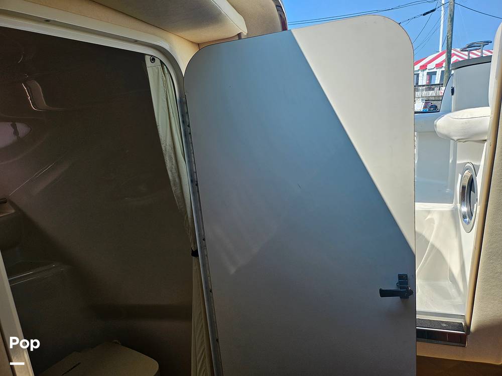 Slide: The Image of Sea Ray Sundancer 240 2007 - 15723272