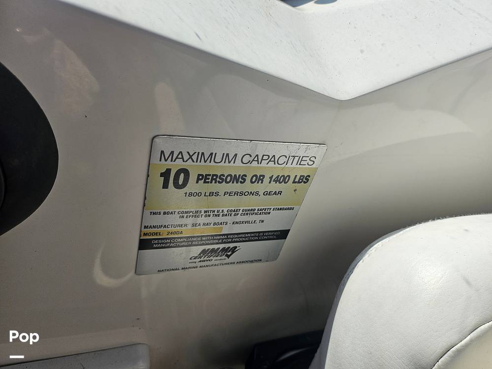 Slide: The Image of Sea Ray Sundancer 240 2007 - 15723292